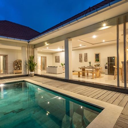 ☆ Villa Larissa ☆ Seminyak 2Br Pool Kuta Petitenget Екстериор снимка